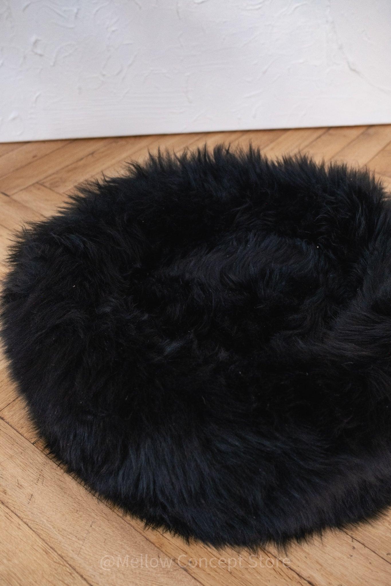 Round Natural Sheepskin Pet Bed - Black - Your Home